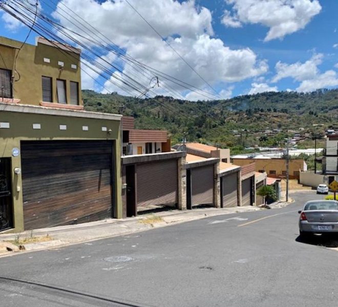 Casa En Residencial Con Seguridad En Ayarco Curridabat