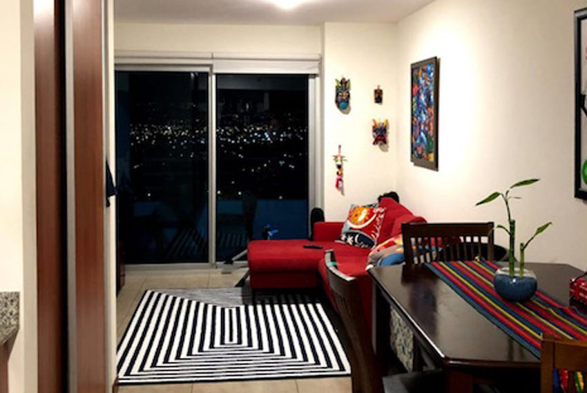 Apartamento Contemporáneo con Espectacular Vista en Los Yoses