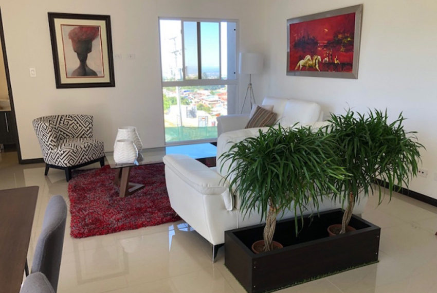 Apartamento en Torre Moderna con Amenidades en Curridabat, San José