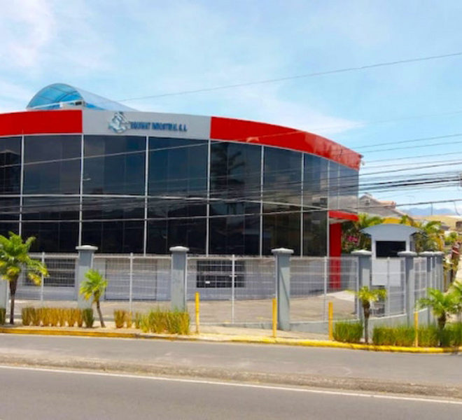 Edificio con Oficinas y Bodega en Zapote, San José