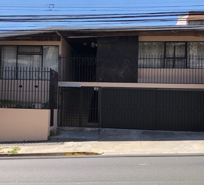 Casa en Barrio Escalante con Uso de Suelo Mixto