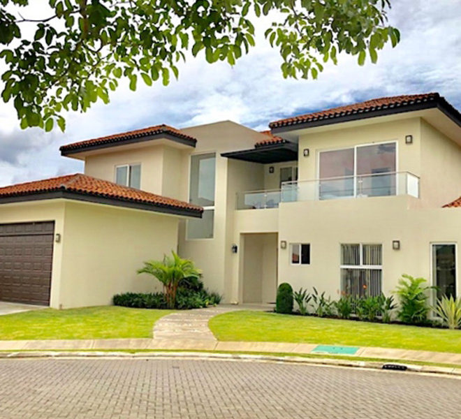 Casa Nueva De Diseño Contemporáneo En Piedades, Santa Ana