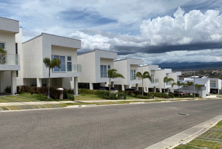 Casas Modernas en Condominio con Acabados de Lujo en Escazú