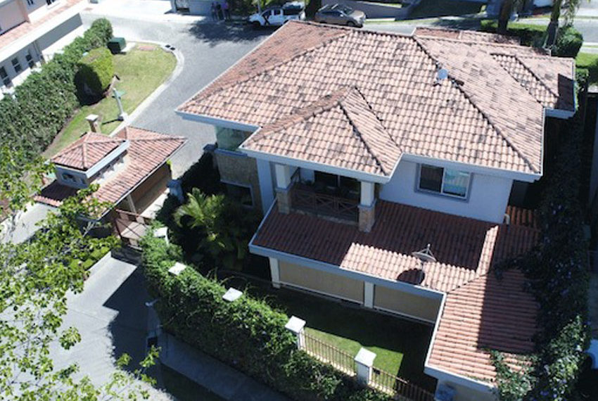 Elegante Casa en Condominio en Guachipelín, Escazú, San José