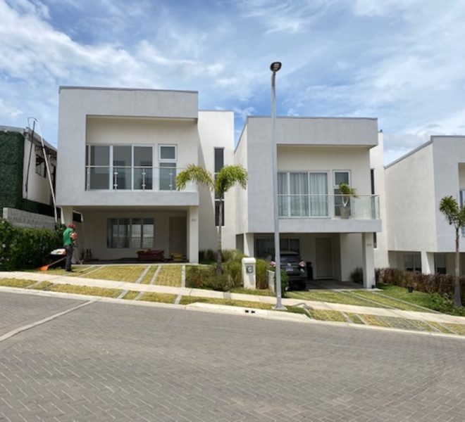 Se Alquila Casa Contemporánea En Guachipelín Escazú