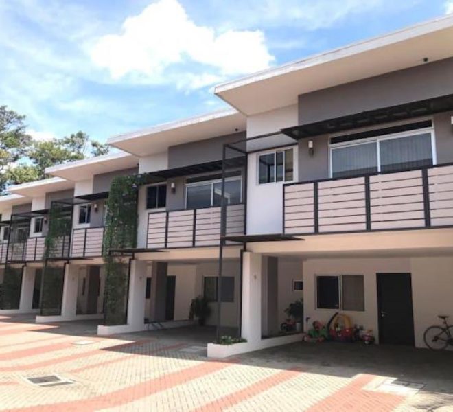 Casa Moderna En Condominio En Pozos Santa Ana