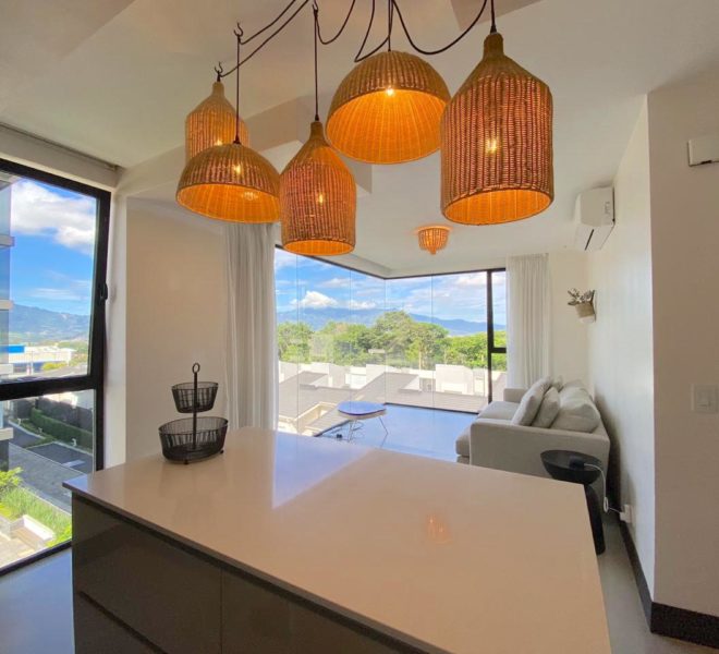 Apartamento En Condominio Golfside Con Vista En Curridabat