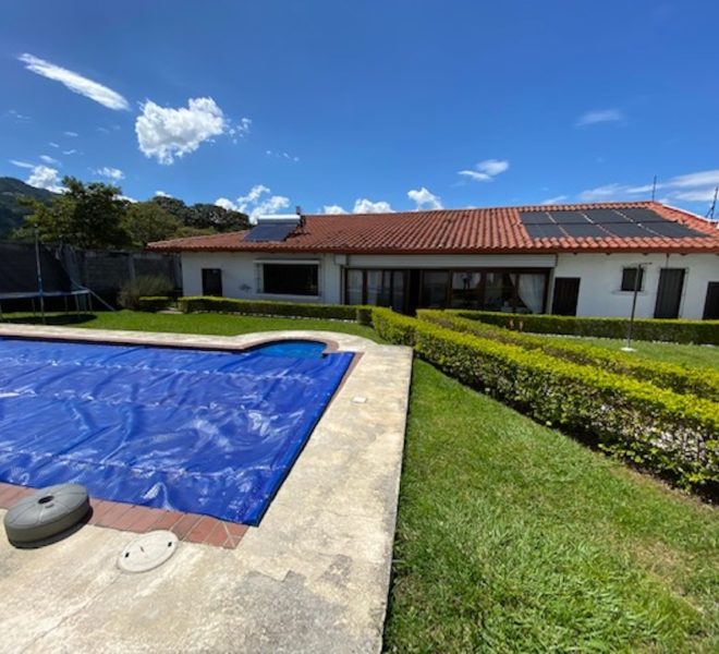 Casa Independiente Con Piscina En Guachipelín Escazú