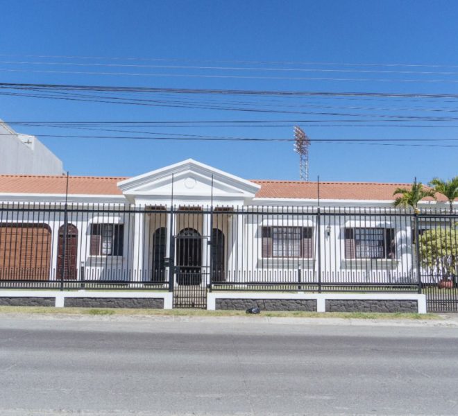 Residencia De Una Planta En Barrio Asis Cartago