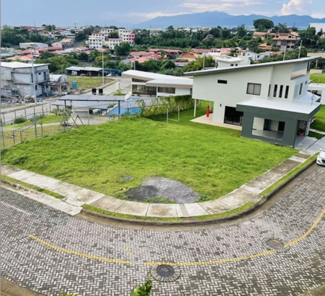 Se Vende Lote En Condominio En El Carmen Guadalupe